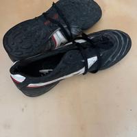 Scarpe da calcetto Mizuno taglia 42