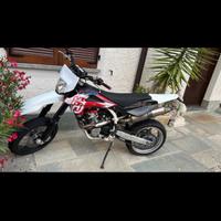 Husqvarna 250 te 4 tempi (a2)