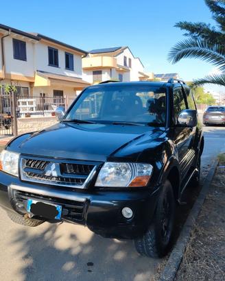 Ricambi usati Mitsubishi Pajero V60 3.2 2004