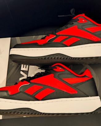 Scarpe  Reebok  "Above the rim"  Nuova