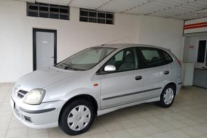 Nissan Tino 2,2 diesel del 2005