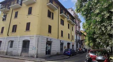 Immobile in asta di 55 m² con 3 locali a Milano