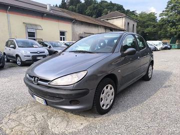 PEUGEOT 206 1.4 5 PORTE ADATTA A NEOPATENTATI