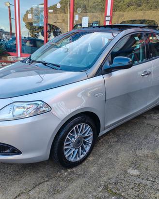 Lancia Ypsilon 1.2 benzina 03/2012 cv69