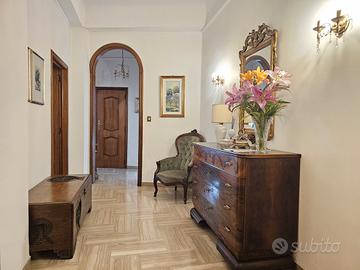 Trivani rifinito - via zara