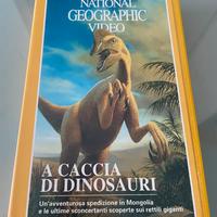 Cassetta VHS “A caccia di dinosauri”