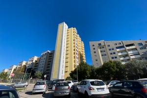 Appartamento con box auto in zona Carbonazzi