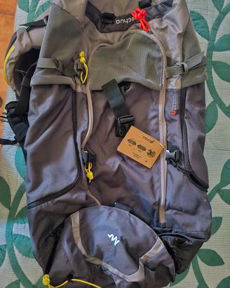 Zaino trekking viaggio forclaz  70 nuovo