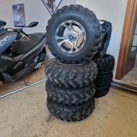 Gomme chiodate per Quad Polaris + Cerchi in lega