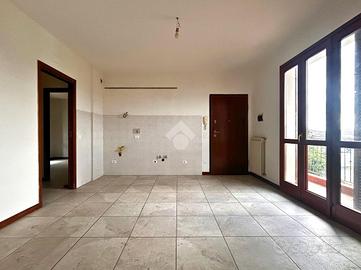 3 LOCALI A CAMPI BISENZIO