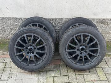 Treno Completo 16" - Cerchi Neri + Gomme Invernali