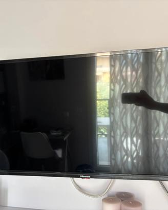 HISENSE  32 POLLICI 