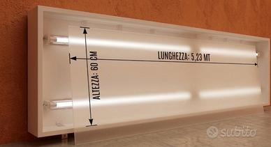 Insegna pubblicitaria luminosa