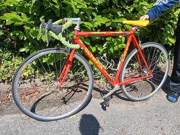Bici da corsa vintage Olympia rossa