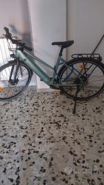 Bicicletta elettrica BTWIN 