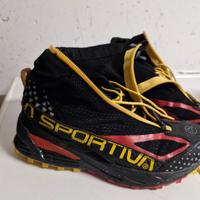 Scarpe da corsa su neve o in montagna
