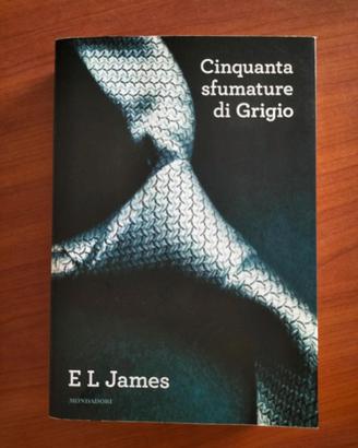 Libro Cinquanta Sfumature di Grigio 9788804623236
