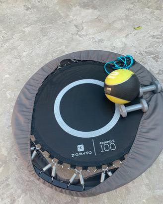 MINI TRAMPOLINO, CON ACCESSORI