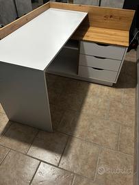 Scrivania Angolare con cassetti