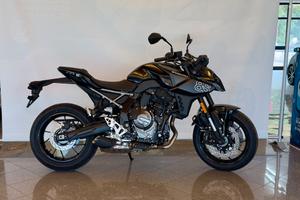 Suzuki GSX-8S S