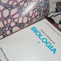 Volume 1 e volume 2 enciclopedia Biologia 