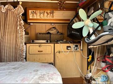 Camper tipo automobile maneggevole versatile