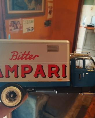 camion modellino lancia originale campari