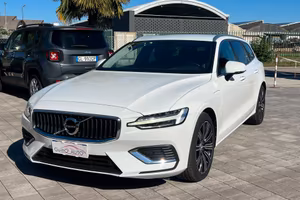 Volvo V60 T6 Recharge AWD Plug-in Hybrid Inscripti