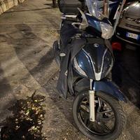 People 200 s COME NUOVO