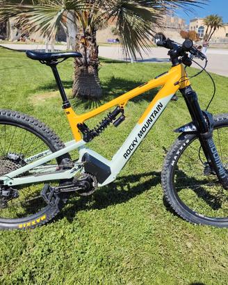 E-bike Enduro RockyMountain 2023 29 720wh