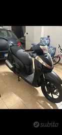Sh 300i