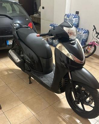 Sh 300i