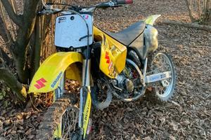 Suzuki rm 125