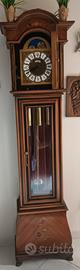 orologio a pendolo alto