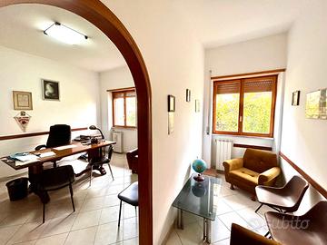 Acilia centro - bilocale con giardino privato