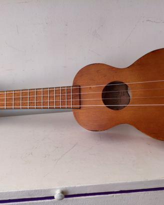 Ukulele Soprano Mahalo MK1 TBR