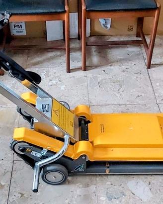 Montascale a Cingoli TGR Jolly Completo