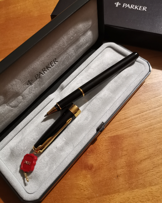 Penna Parker. Faber