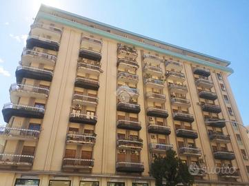 2 LOCALI A PALERMO