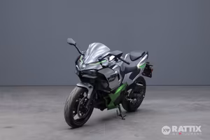 KAWASAKI Ninja 7 Hybrid