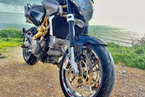 Aprilia Shiver 750