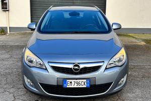 Opel Astra 1.7 CDTI 110CV 5 porte Cosmo