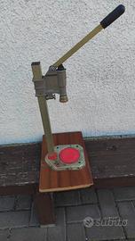 Tappatrice a colonna anni 60