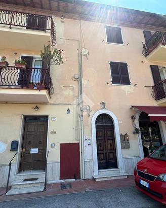3 LOCALI A PERUGIA