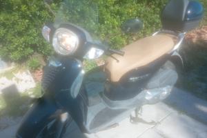 scarabeo 200 
