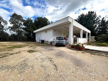 VILLA SINGOLA A MOLFETTA