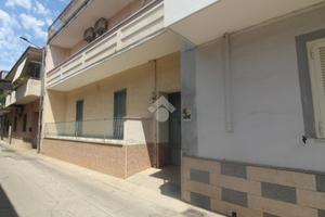 2 LOCALI A CASAGIOVE