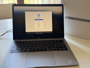 MacBook Air Retina 13.3-inch 2019