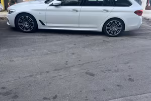 BMW 530 xdrive luxsuri