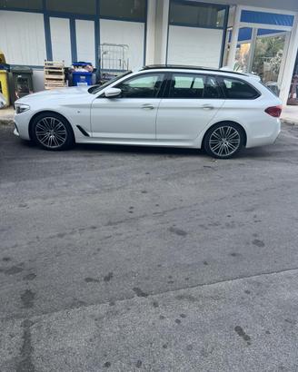 BMW 530 xdrive luxsuri